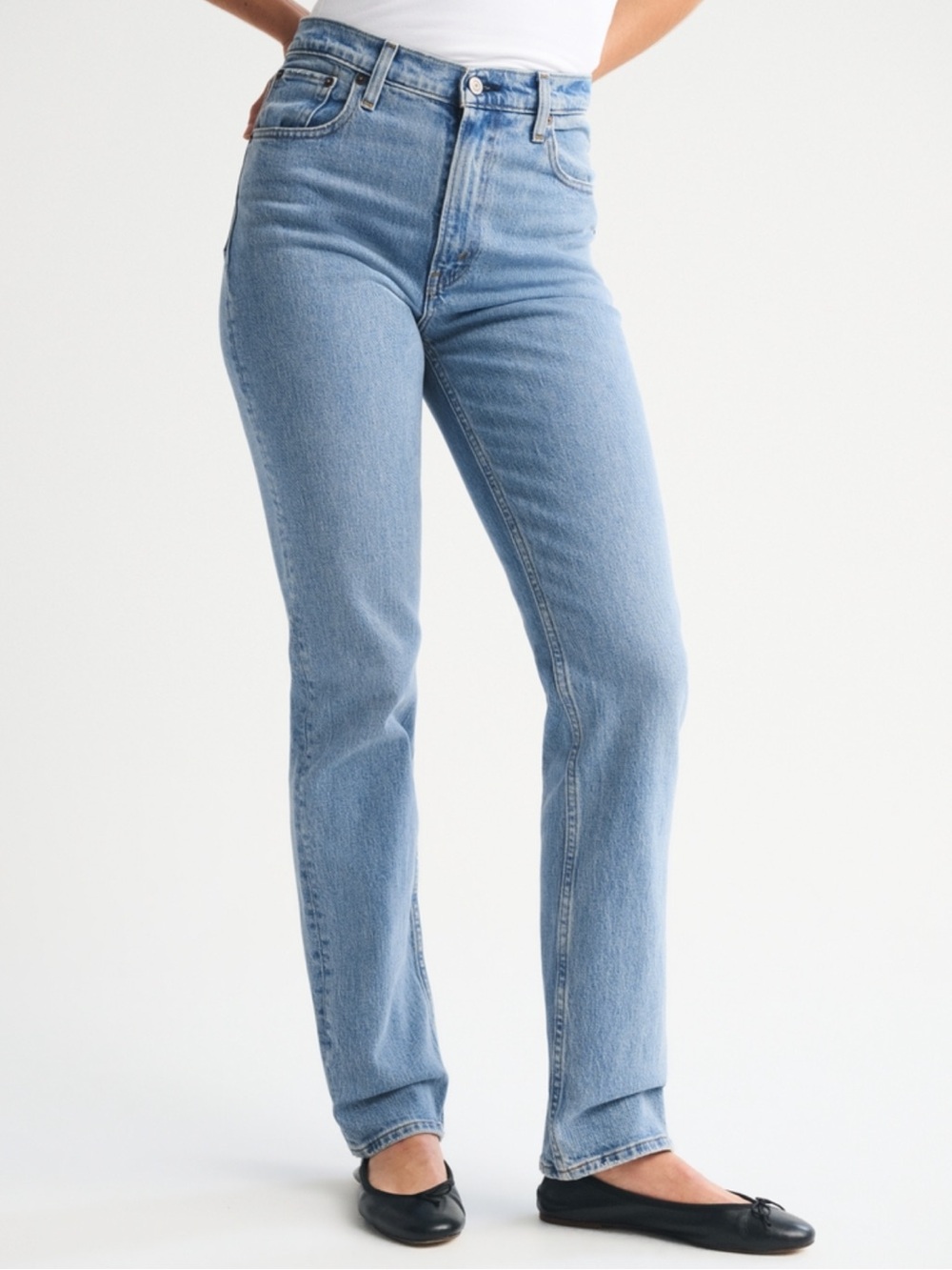 Abercrombie & Fitch Ultra High Rise 90’s Straight Jeans